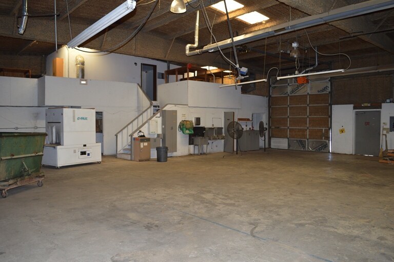 More Photos Of 2805 E 6th Ave, Stillwater Manufacturing For Sale