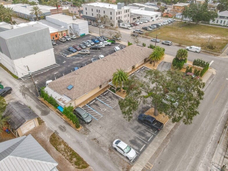 More Photos Of 405 Downing St, New Smyrna Beach Medical For Sale