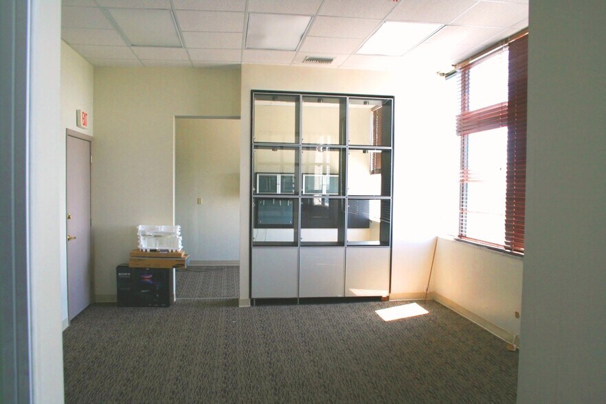 More Photos Of 1920 E Hallandale Beach Blvd, Hallandale Beach Medical For Sale