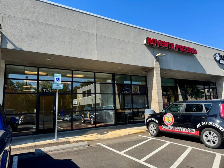 Primary Photo Of 7107-7221 SW Macadam Ave, Portland Unknown For Lease