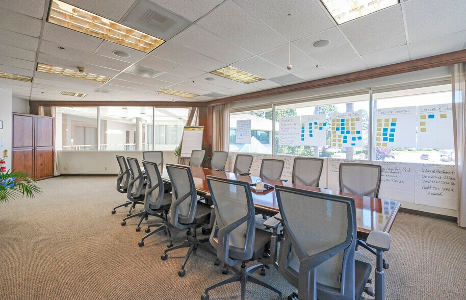 More Photos Of 1155 Eugenia Pl, Carpinteria Office For Sale