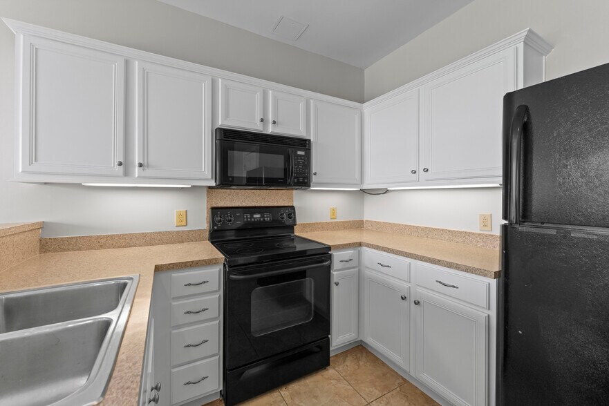 More Photos Of 19701 Bethel Church Rd, Cornelius Office For Sale
