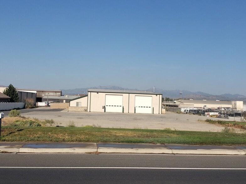 More Photos Of 838 S Main St, Pleasant Grove Warehouse For Sale
