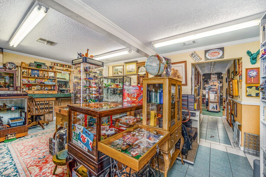 More Photos Of 4214 W Broadway, Pearland Freestanding For Sale