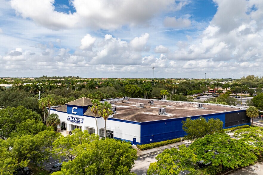 More Photos Of 12151 Pines Blvd, Pembroke Pines Freestanding For Lease