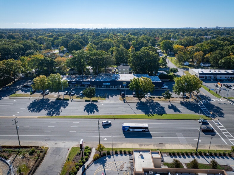 Primary Photo Of 5005-5015 W Mercury Blvd, Newport News Unknown For Lease