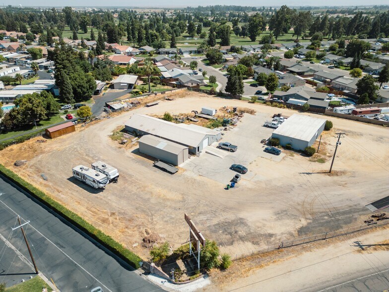 More Photos Of 901 E Broadway Ave, Atwater Specialty For Sale