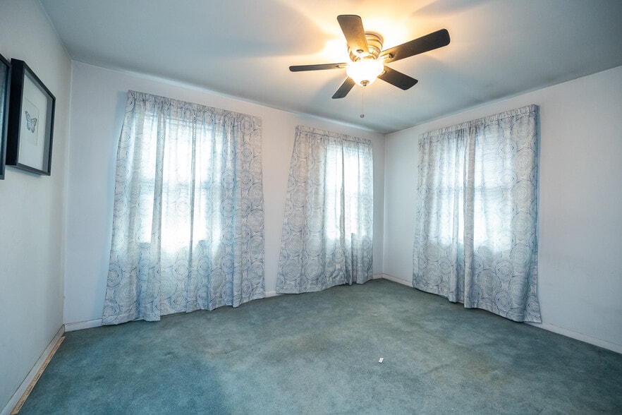 More Photos Of 1017 Market St, Gloucester City Medical For Sale