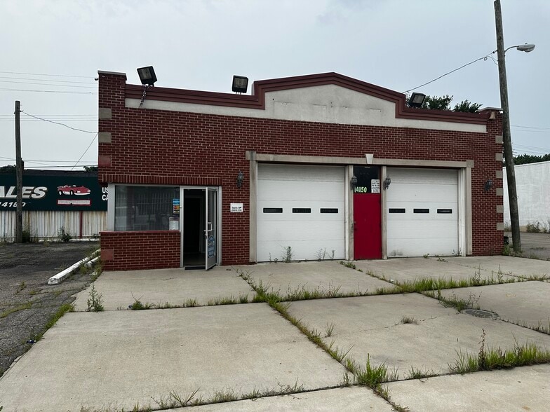 Primary Photo Of 14150 E 8 Mile Rd, Detroit Auto Repair For Sale