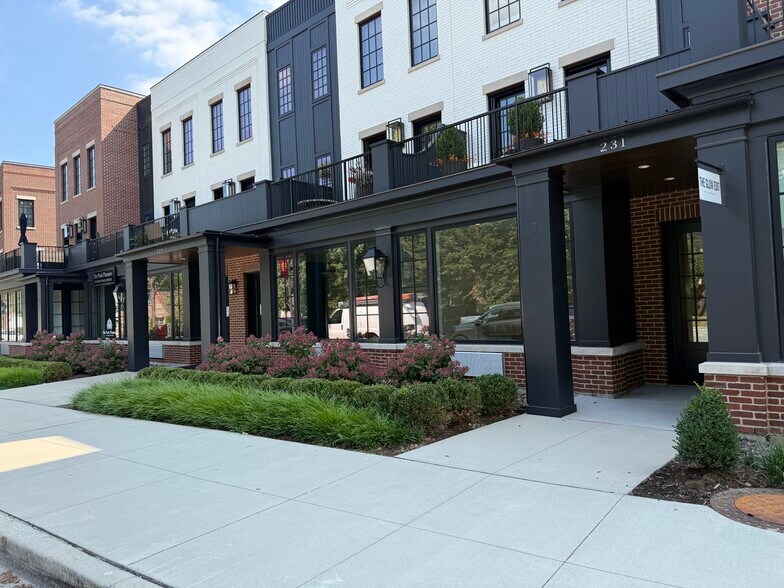 Primary Photo Of 223-225 Burlington Ave, Clarendon Hills Office Residential For Lease