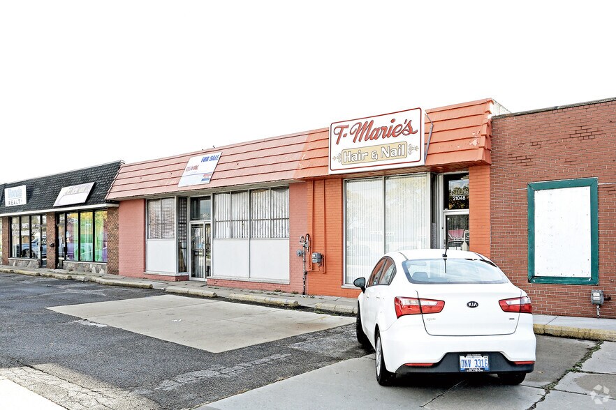 Primary Photo Of 21048-21054 Kelly Rd, Eastpointe Storefront For Sale