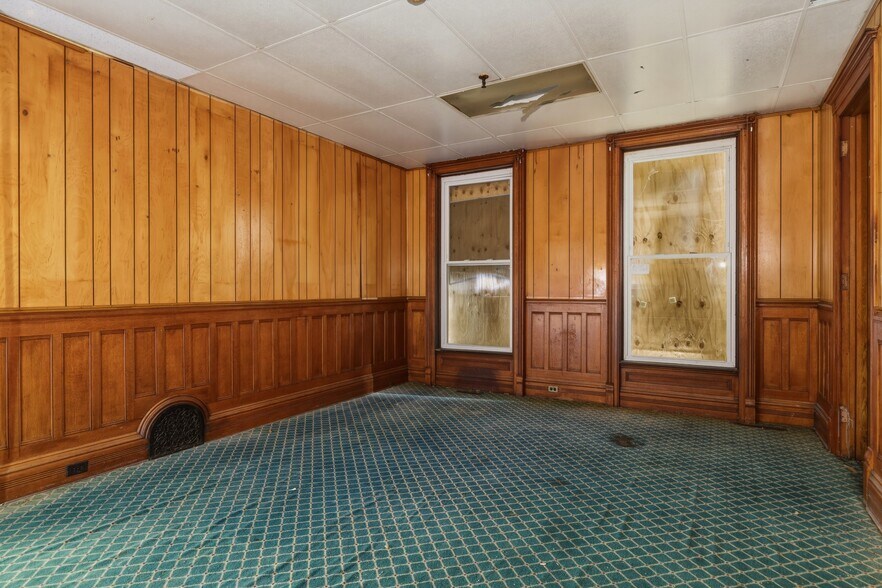 More Photos Of 355 W Church St, Elmira Office For Sale