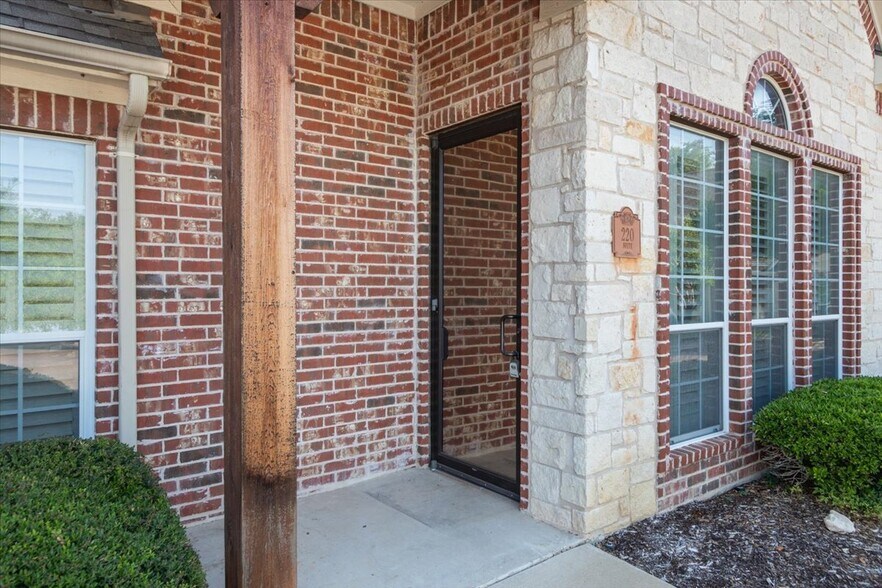 More Photos Of 1000 State Highway 6, Woodway Medical For Lease