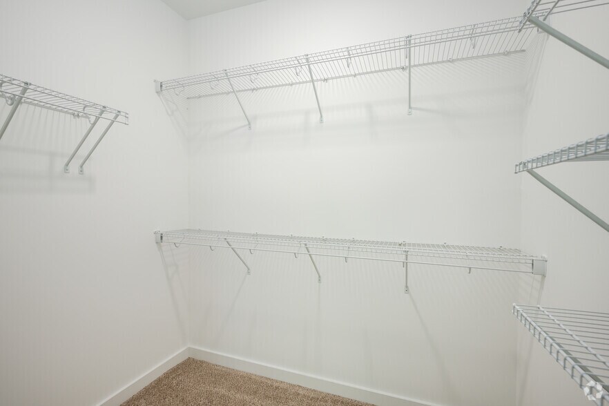 More Photos Of 6800 White Horse Rd, Greenville Apartments For Sale