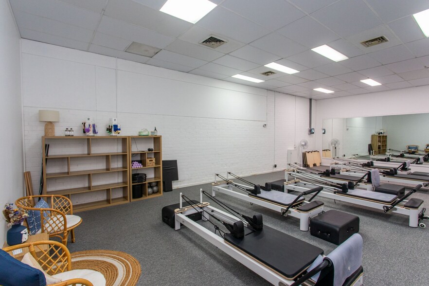 More Photos Of 111 Kendal St, Cowra Storefront For Lease