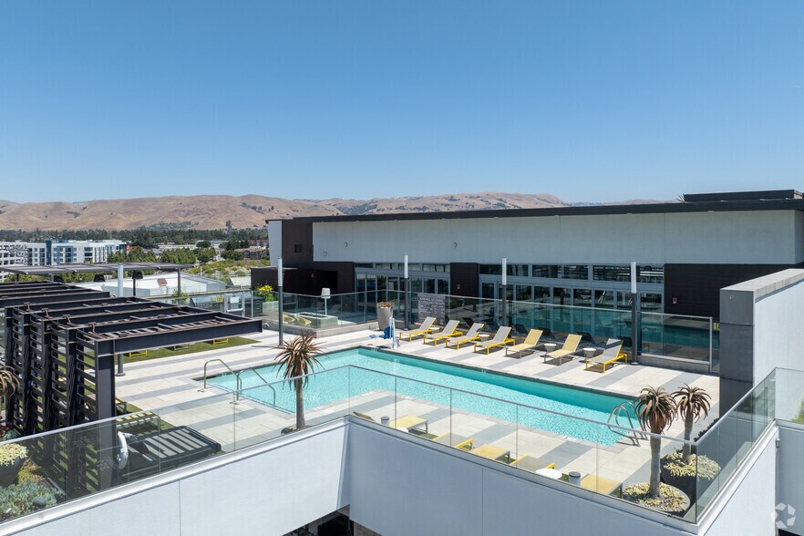 More Photos Of 1821 S Milpitas Blvd, Milpitas Apartments For Lease