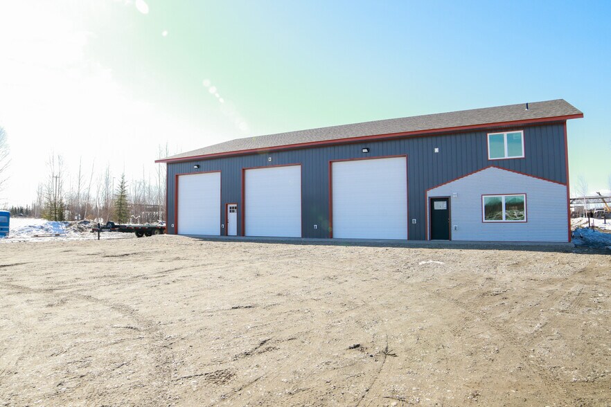More Photos Of 2371 Dewitt Dr, North Pole Warehouse For Sale