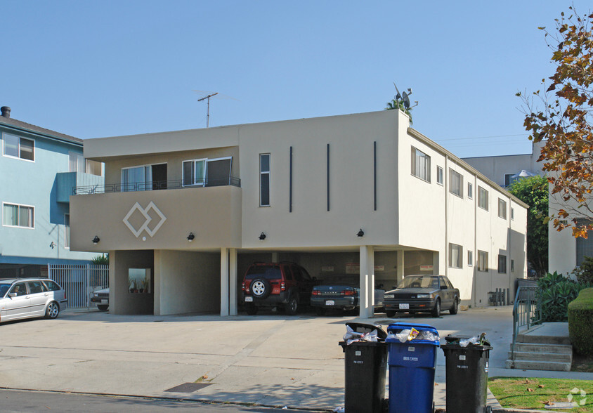 Primary Photo Of 1526 S Wooster St, Los Angeles Apartments For Sale