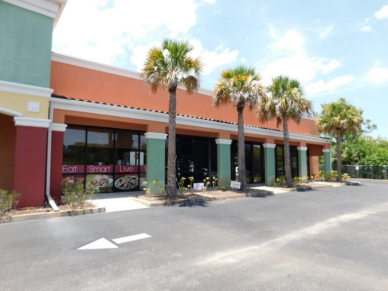 More Photos Of 7640 N Wickham Rd, Melbourne General Retail For Lease