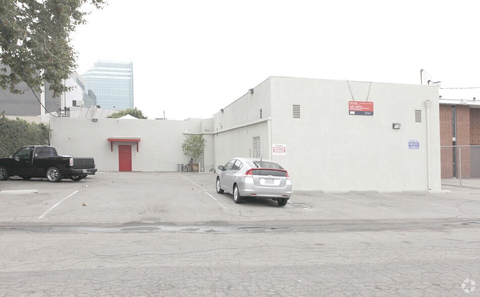 More Photos Of , Los Angeles Unknown For Sale