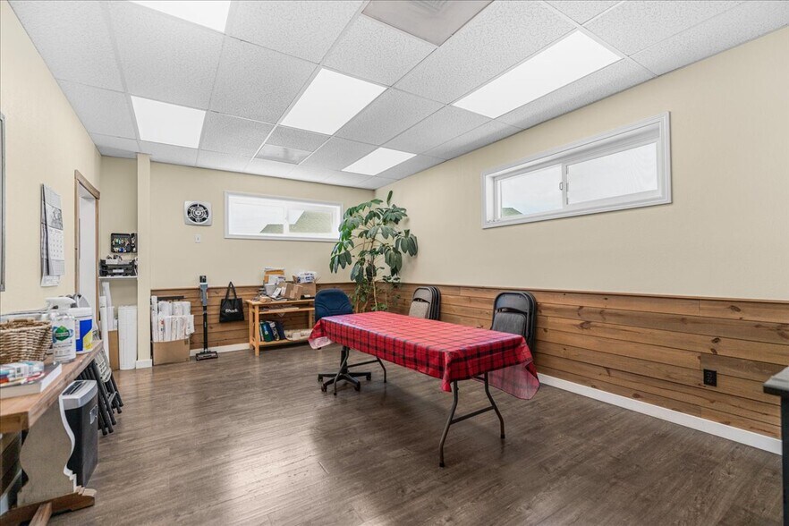 More Photos Of 2937 Merriman Rd, Medford Storefront Retail Residential For Sale