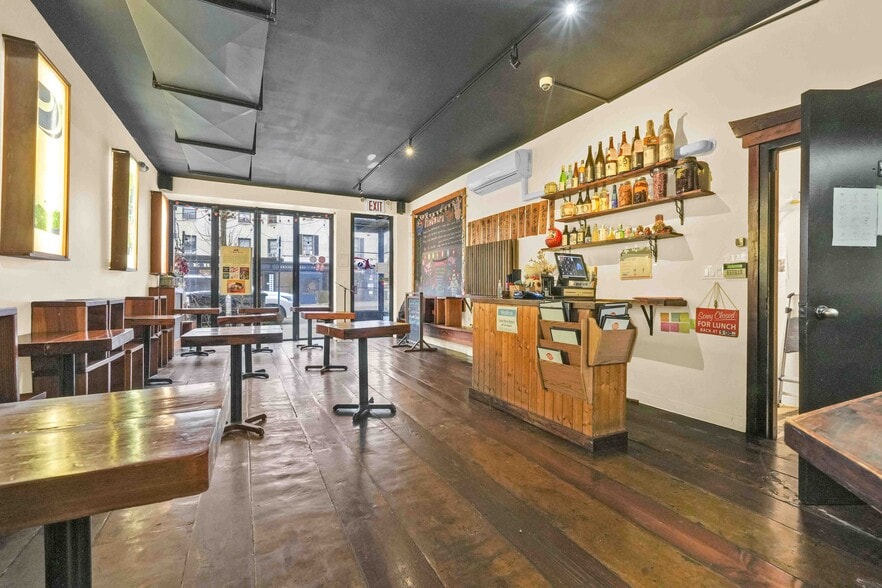 More Photos Of 33-18 Ditmars Blvd, Astoria Storefront Retail Residential For Lease