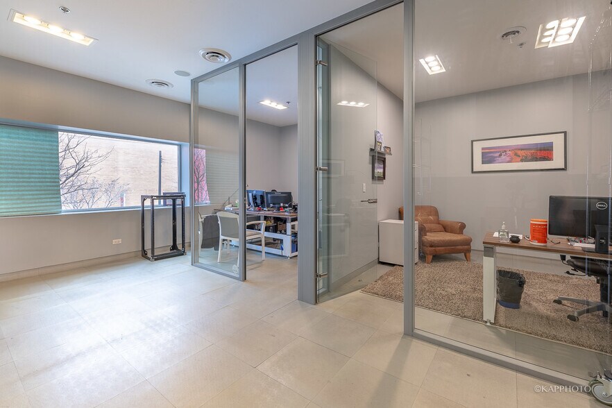 More Photos Of 1133 W Van Buren St, Chicago Medical For Lease