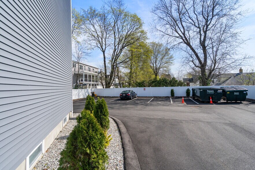 More Photos Of 73-77 Union St, Holbrook Apartments For Lease