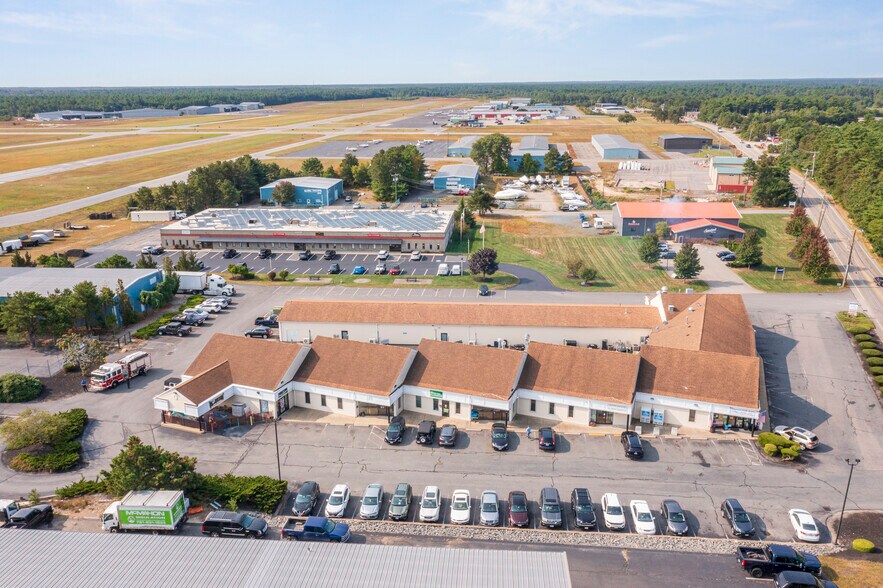 More Photos Of 202 S Meadow Rd, Plymouth Freestanding For Sale