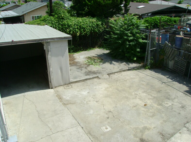 More Photos Of 5939-5941 Clara St, Bell Gardens Manufacturing For Lease