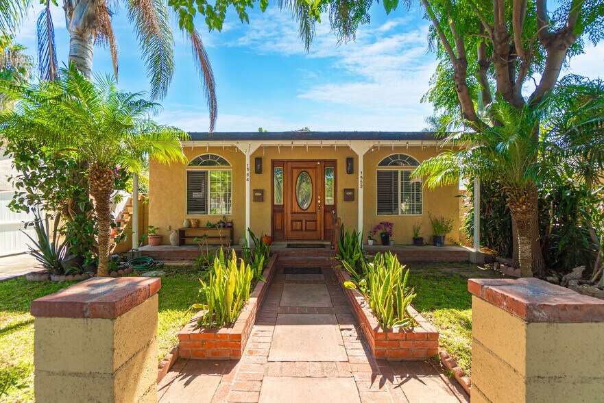 Primary Photo Of 1562 W 31st St, Long Beach Apartments For Sale