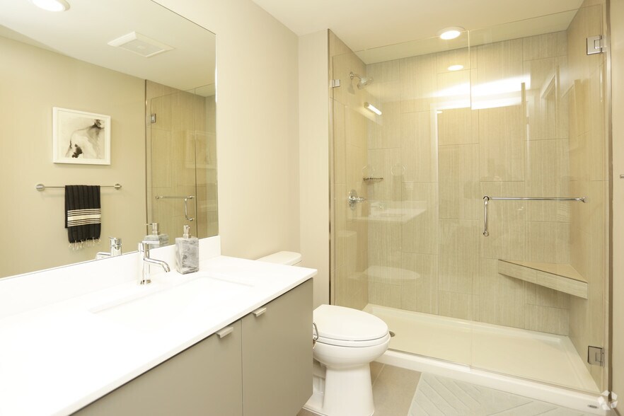 More Photos Of 201 Michigan St NW, Grand Rapids Apartments For Lease