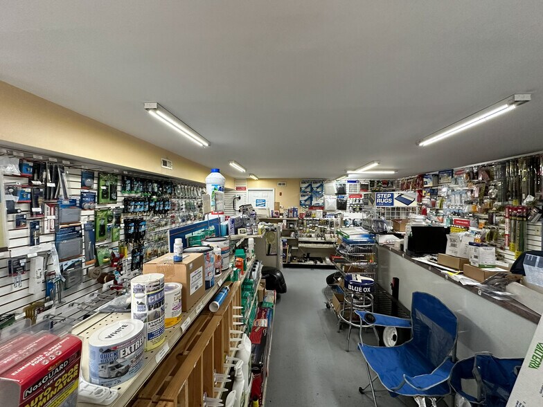 More Photos Of 121 Rental Ln, Grasonville Light Distribution For Lease