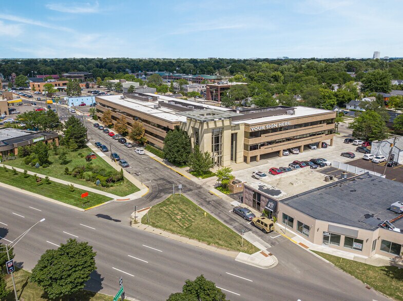 More Photos Of 34100 Woodward Ave, Birmingham Office For Lease