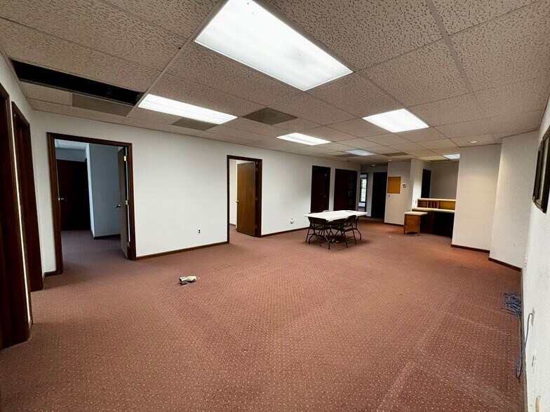 More Photos Of 1128 State Route 31, Lebanon Office For Lease