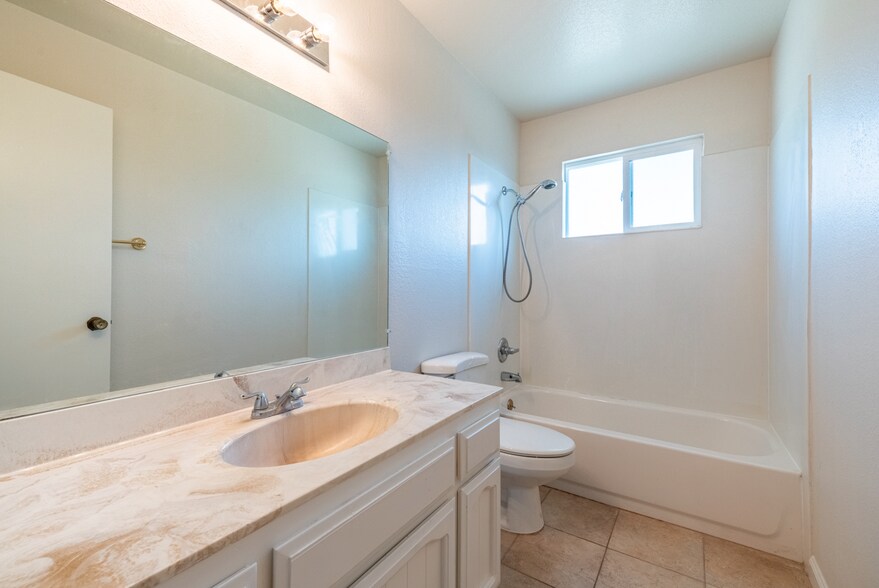 More Photos Of 407 Raymond Ave, San Jose Multifamily For Sale