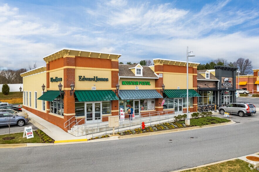 More Photos Of 400 Middletown Pky, Middletown Unknown For Lease