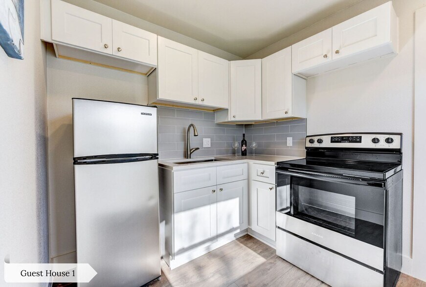 More Photos Of 7002 Whispering Oaks Dr, Austin Specialty For Sale