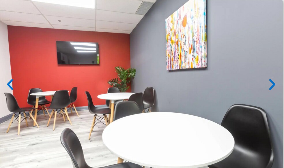 More Photos Of 2000 Argentia Rd, Mississauga Unknown For Lease