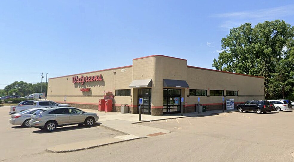 More Photos Of 4005 N Vinewood Ln, Plymouth Drugstore For Lease