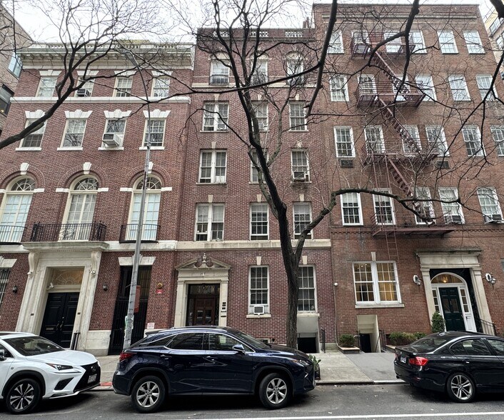 More Photos Of 49 E 78th St, New York Apartments For Sale