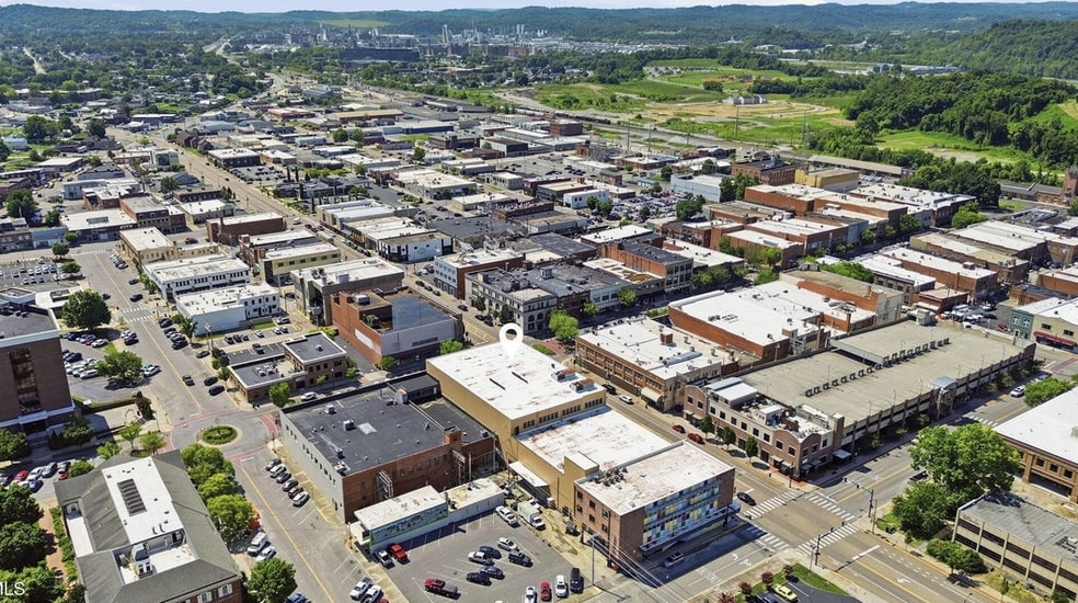 More Photos Of 300 Broad St, Kingsport General Retail For Sale