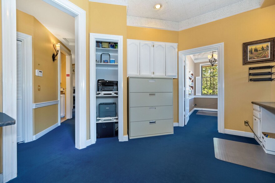 More Photos Of 565 Brunswick Rd, Grass Valley Office For Sale