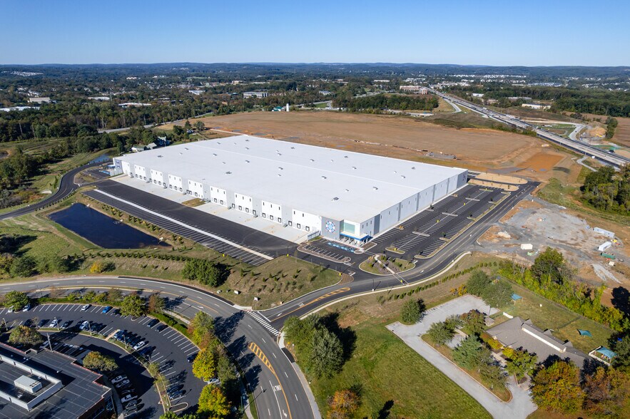 More Photos Of 1130 N Pottstown Pike, Exton Distribution For Lease