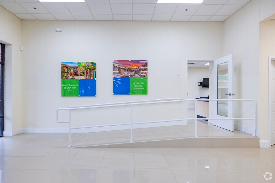 More Photos Of 3211-3231 Coors Blvd SW, Albuquerque Unknown For Lease