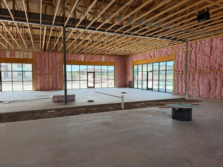 More Photos Of 10130 Coit Rd, Frisco Restaurant For Lease