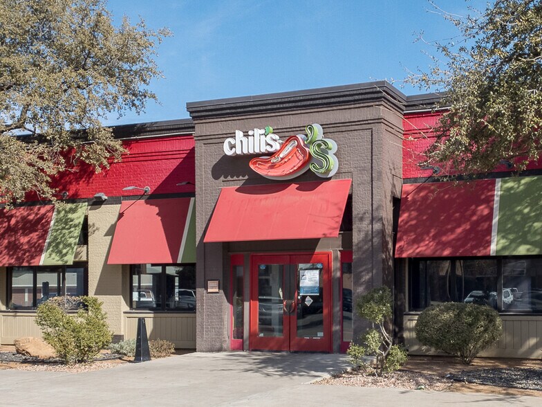 More Photos Of 4610 N Garfield St, Midland Unknown For Lease