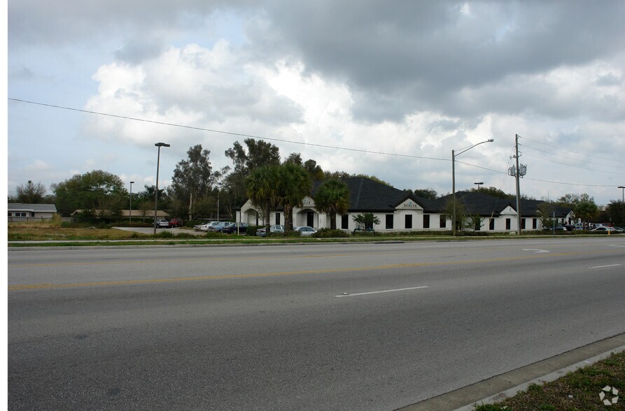 More Photos Of 2346 Drew St, Clearwater Office For Sale