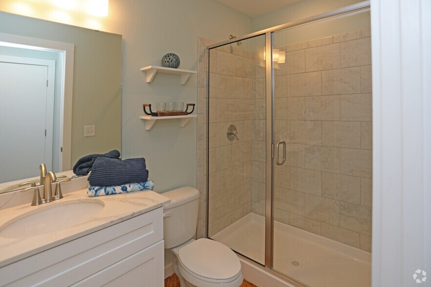 More Photos Of 116 E Main St, Haw River Apartments For Lease