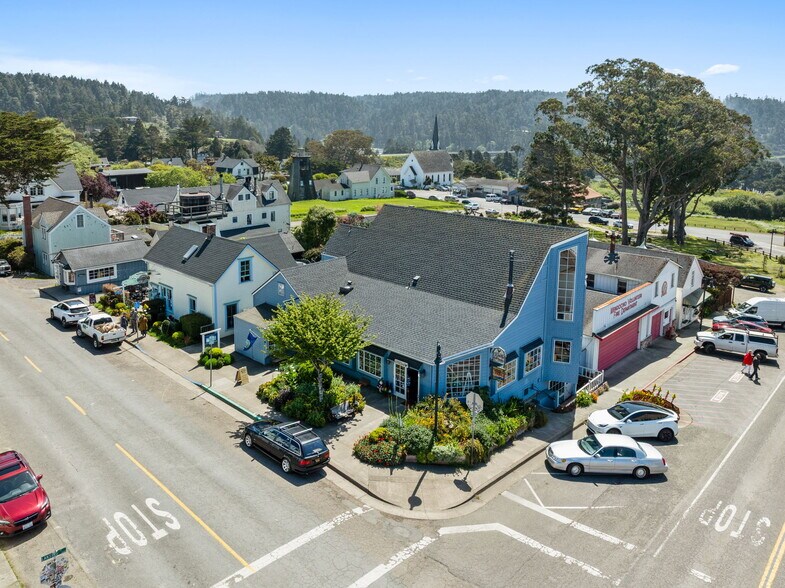 Primary Photo Of 10481 Lansing St, Mendocino General Retail For Sale